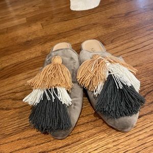 Kaanas Gray Velvet Pom Mules Size 8